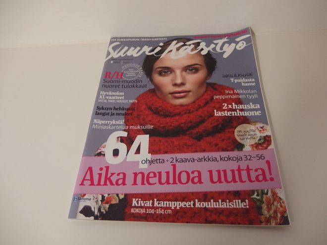 Suuri Käsityö , nro 8/ 2012 . Mm. vaatteita isokokoisille XL
