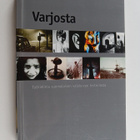 Varjosta : tutkielmia suomalaisen valokuvan historiasta - pikkukuva 1
