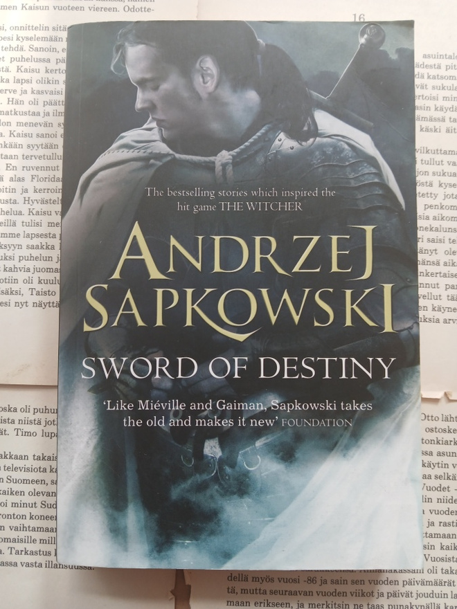 Andrej Sapkowski - Sword of Destiny (softcover)