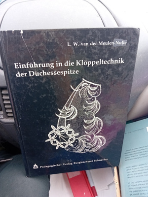 Meulen-Nulle : Einfuhrung in die Klöppeltechnik der ...