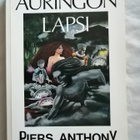 Anthony, Piers: Auringon lapsi - pikkukuva 1