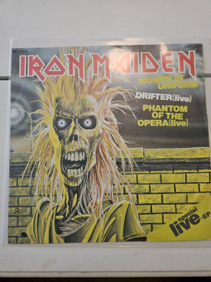 Iron Maiden - Women In Uniform