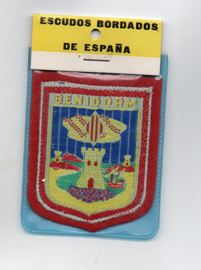 Espamja:Benidorm (matkailu/hihamerkki, kangasta)
