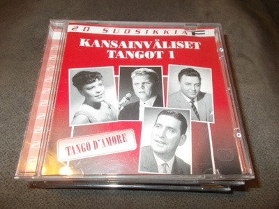CD 20 SUOSIKKIA KANSAINVÄLISET TANGOT 1