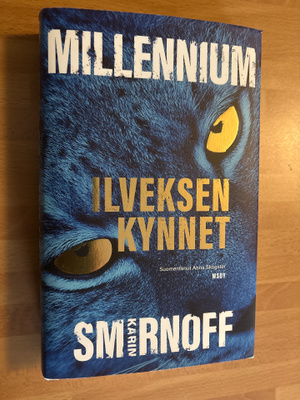 Karin Smirnoff - Ilveksen kynnet -kovakantinen kirja