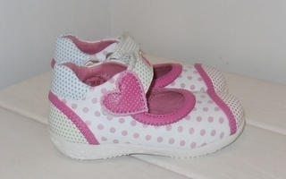 21 - Agatha Ruiz de la Prada kesäkengät nahkaa * UUDET
