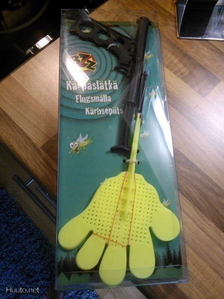 Kesä ja kärpäset - Hauska Kärpäslätkä