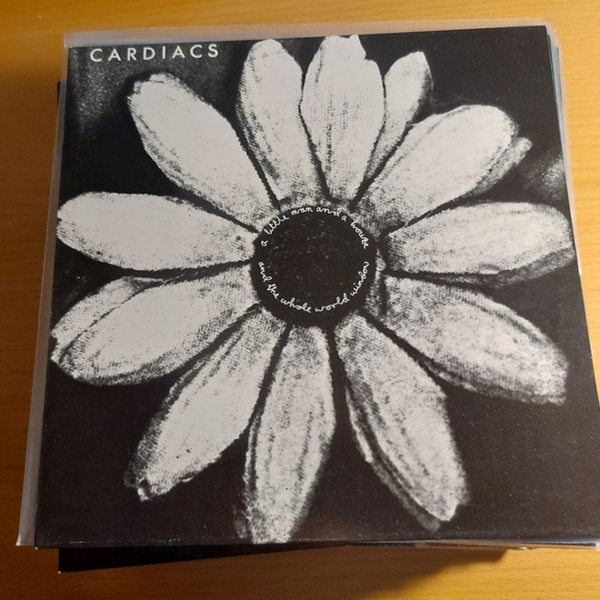 Cardiacs - A Little Man And A House And The Whole World Wind