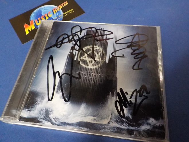 HIM - DARK LIGHT CD KOKO BÄNDIN NIMMAREILLA