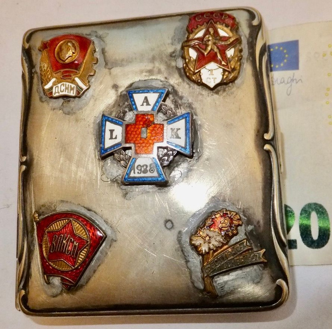 Savukekotelo 1943 UPEAT Merkit Lääkintä AUK 1938 CCCP ym
