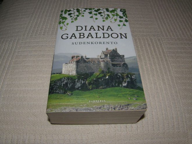 Diana Gabaldon Sudenkorento  -nid