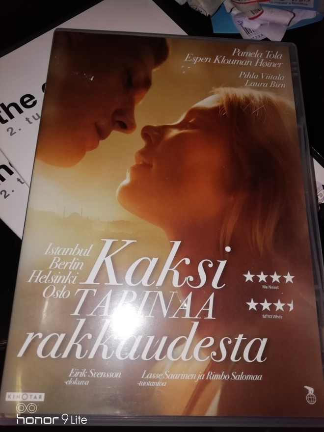 Kaksi tarinaa rakkaudesta