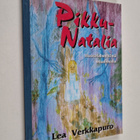 Lea Verkkapuro : Pikku-Natalia - huutolaistyttönä maailmalla - pikkukuva 1