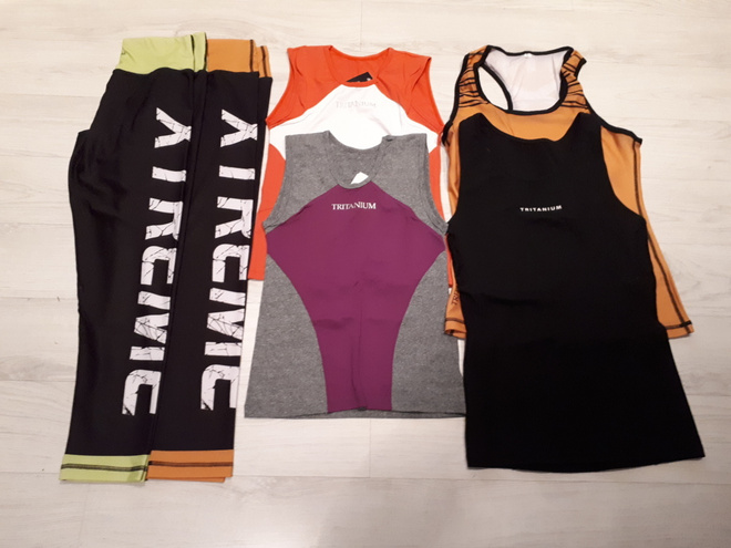 Jumppavaatteita naiselle, koko L, Tritanium