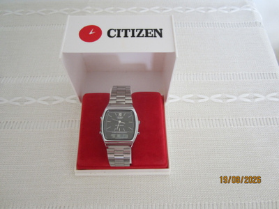 Citizen ana-digi miesten rannekello