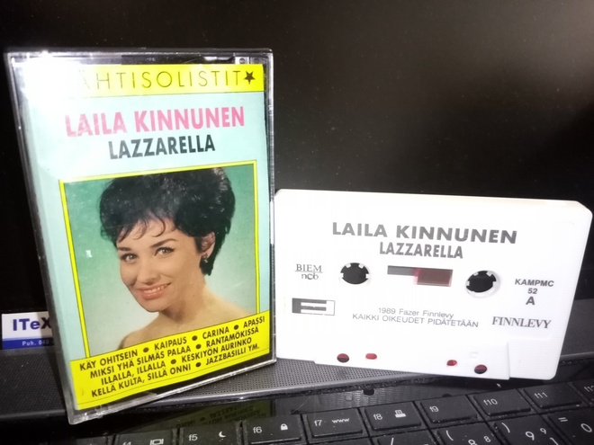 C-KASETTI Laila Kinnunen :  LAZZARELLA ( SIS POSTIKULU  )