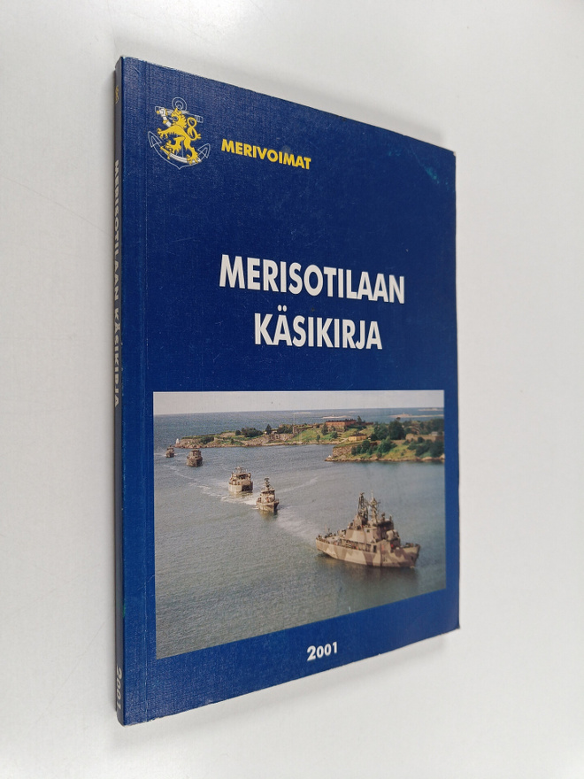 Merisotilaan käsikirja 2001