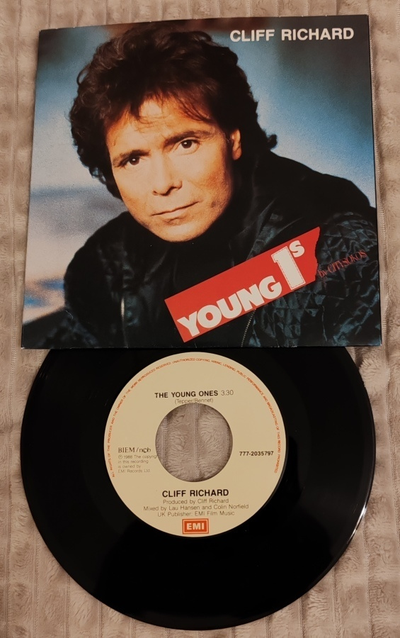 Cliff Richard Young 1s 7"Single Promo