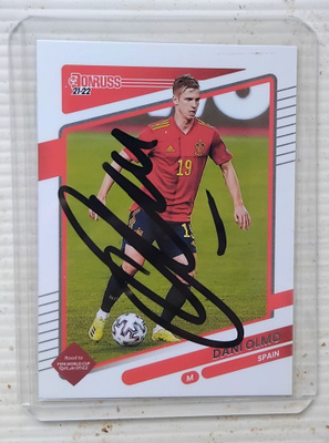 Dani Olmo Espanja signed