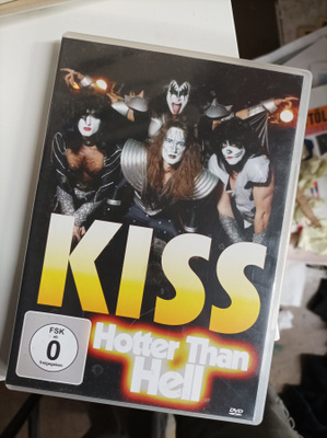 KISS Hotter than hell