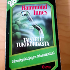 HAMMOND INNES Taistelu tukikohdasta - pikkukuva 1