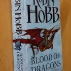 Robin Hobb : Blood of Dragons Rain Wild Chronicles 4 - pikkukuva 1