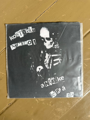 Kostoisku numero 1: Antakke leippä -ep
