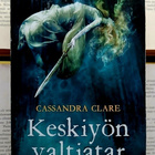 Cassandra Clare - Keskiyön valtiatar (pokkari) - pikkukuva 1