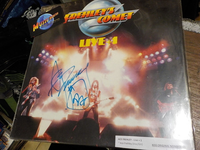 FREHLEY'S COMET - LIVE + 1 M-/M- LP FREHLEYN NIMMARILLA