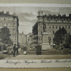 Helsinki, Kluuvikatua, Runebergin patsas,väkeä1928 Belgiaan - pikkukuva 1