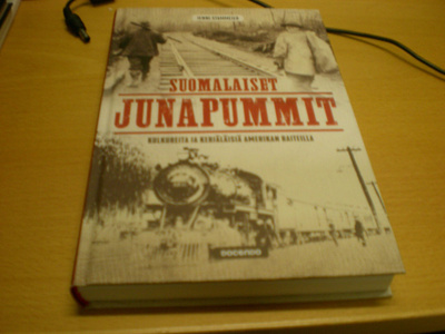 Jenni Stammeier: Suomalaiset junapummit - kulkureita ja kerj