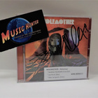 WOLFMOTHER - VICTORIOUS CD + KOKO BÄNDIN NIMMARIT - pikkukuva 1