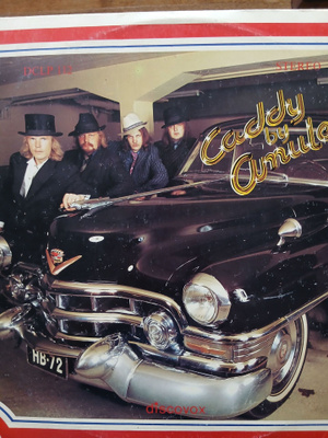 Amulet : Caddy.