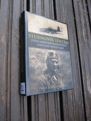 STURMOVIK-LENTÄJÄ ; vasili b. emelianenko