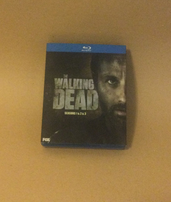 The Walking Dead kaudet 1-3 Blu-ray