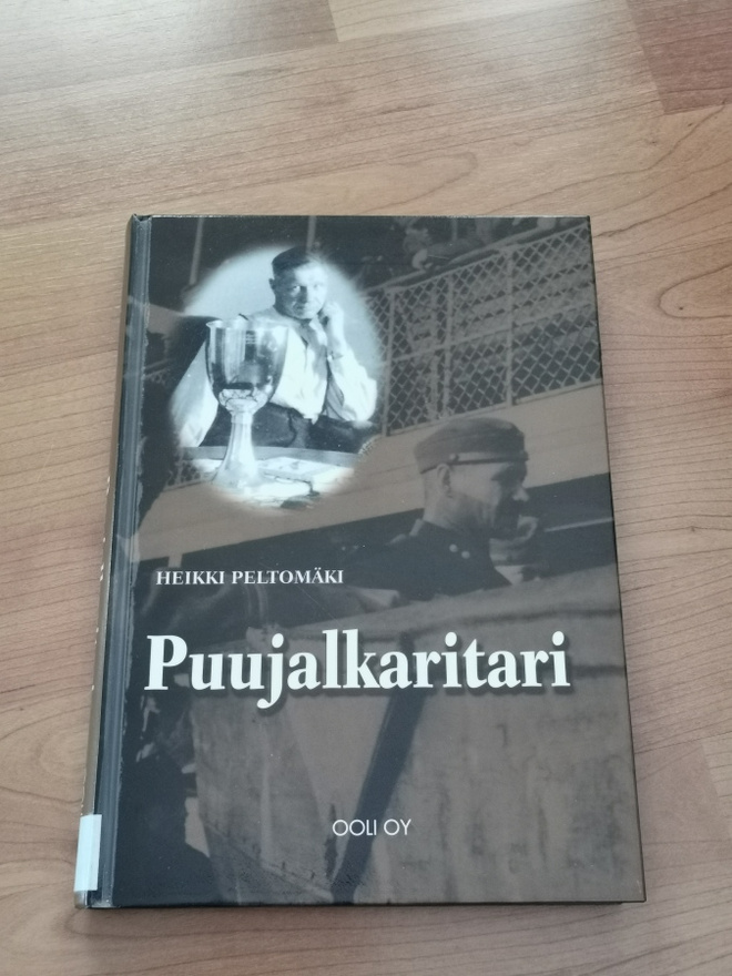 HEIKKI PELTOMÄKI: PUUJALKARITARI