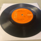 DAVID BOWIE: Young Americans * Suffragette City * UK 1975 - pikkukuva 1