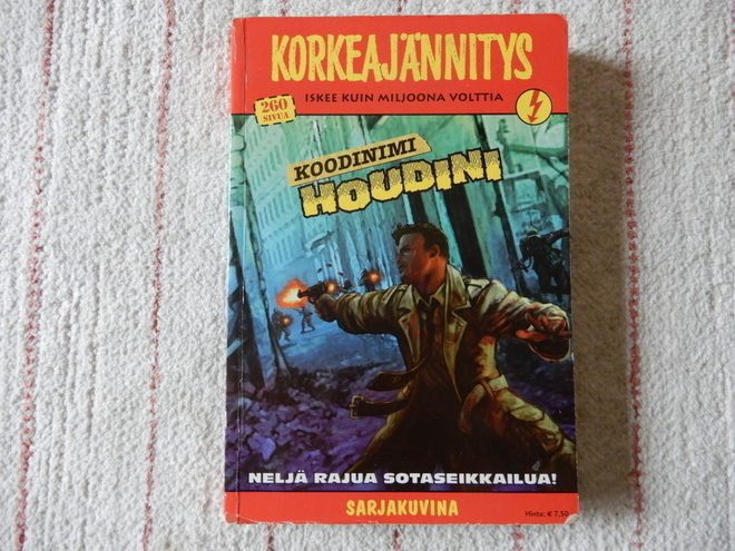 KORKEAJÄNNITYS  3 - 2012   (260 sivua, 4 seikkailua)