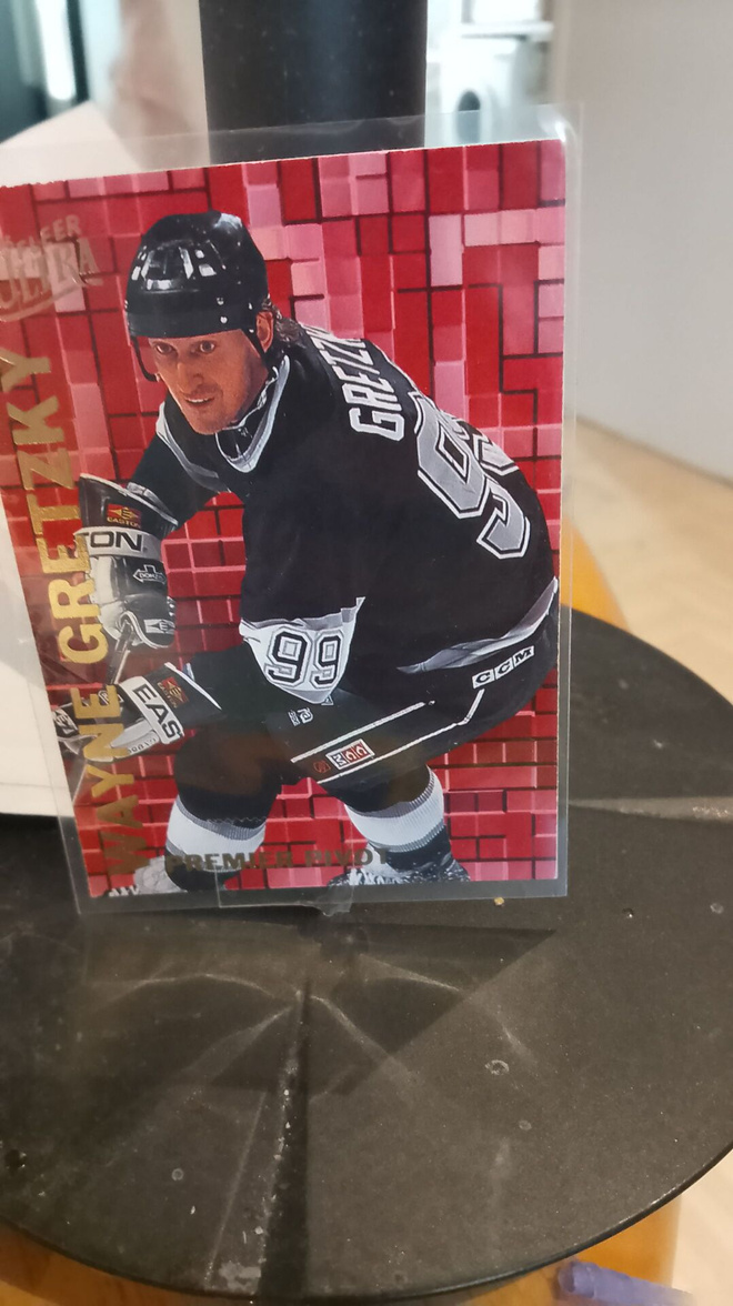 Premier pivot Wayne gretzky