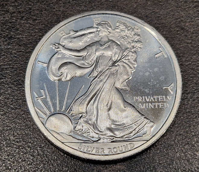 1/2 oz 999 Hopea raha Walking Liberty Tribute (1)