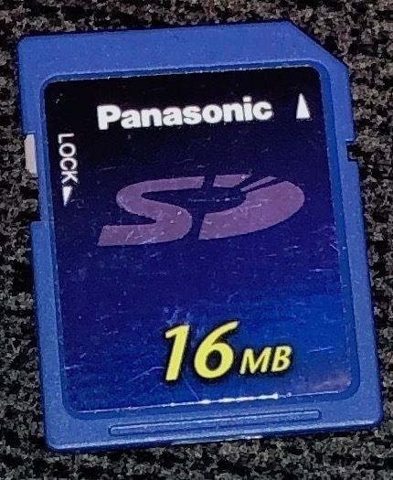 16Mb SD muistikortti