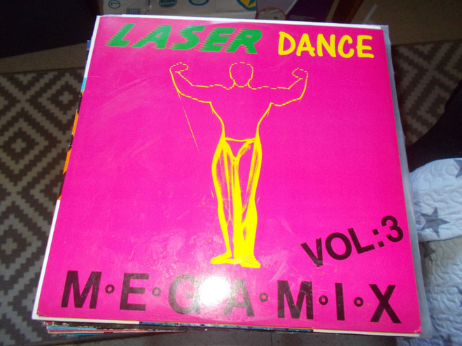 12" VINYYLI SINKKU LASERDANCE ** MEGAMIX VOL 3