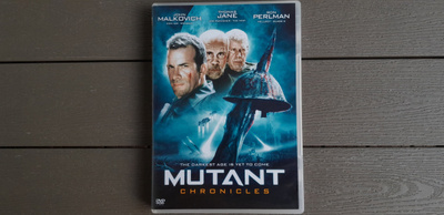 DVD: Mutant Chronicles (John Malkovich, Ron Perlman 2008)
