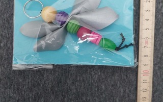 nro 44 heijastin avaimenperä sudenkorento DIY