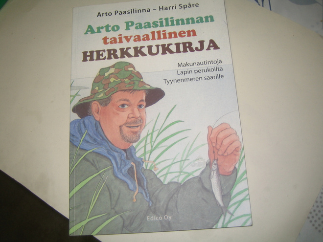 Arto Paasilinnan taivaallinen herkkukirja (2006)