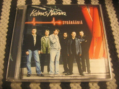 Kolmas Nainen - Sydänääniä