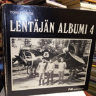 SORSA :  LENTÄJÄN ALBUMI 4 ( SIS POSTIKULU) - pikkukuva 1