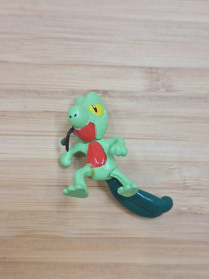 Pokémon Treecko figuuri