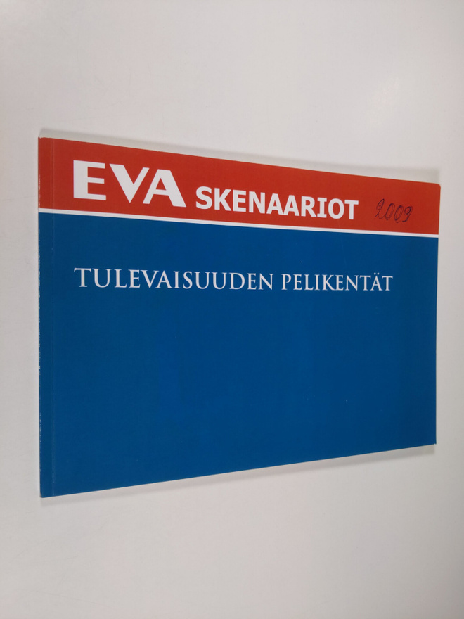 Annika Ahtonen : Tulevaisuuden pelikentät