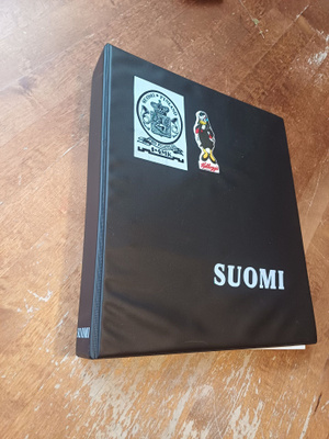 Suomi 1856-1990 kansio sis.n.648 merkkiä